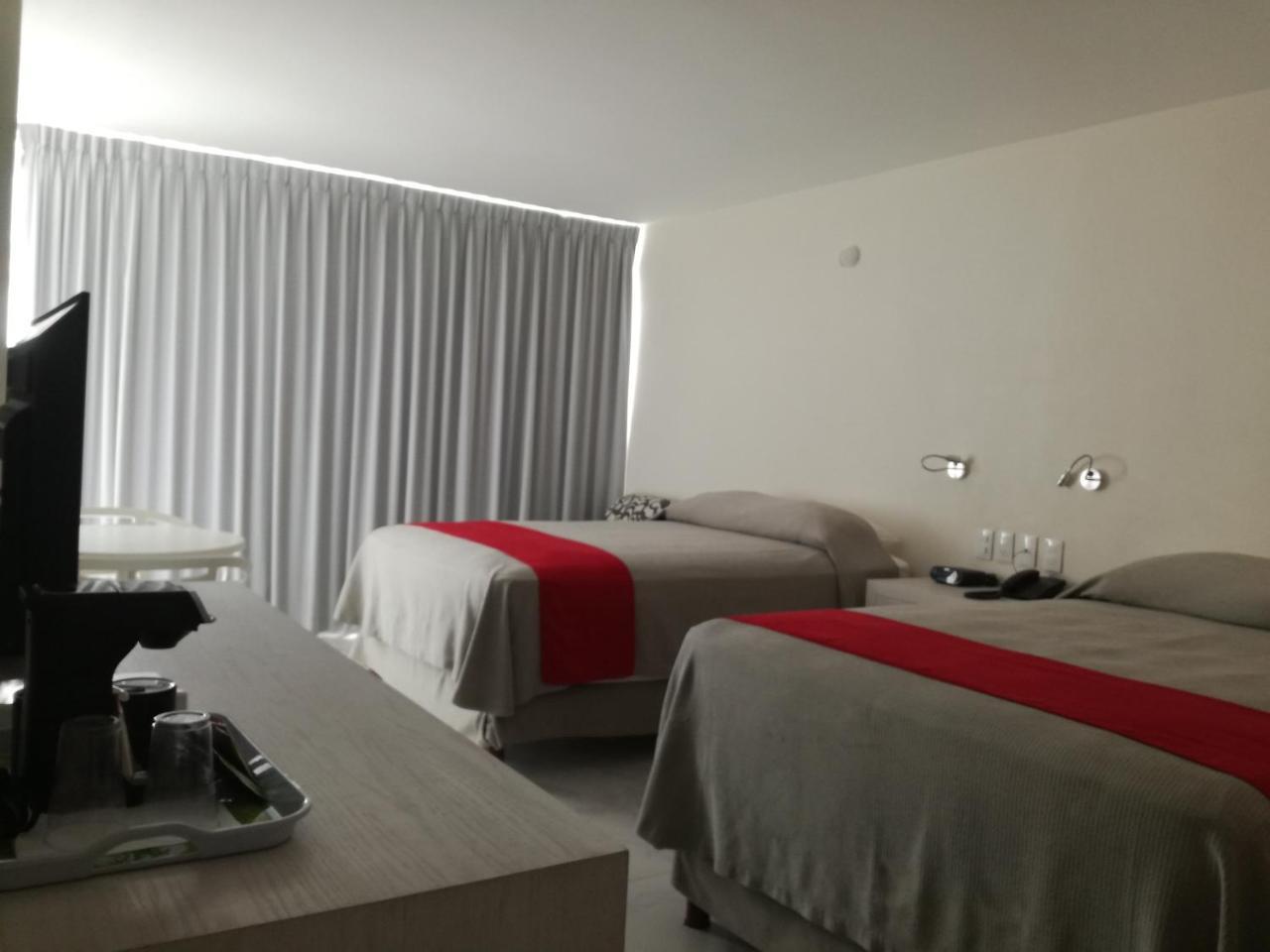 We Hotel Acapulco Esterno foto
